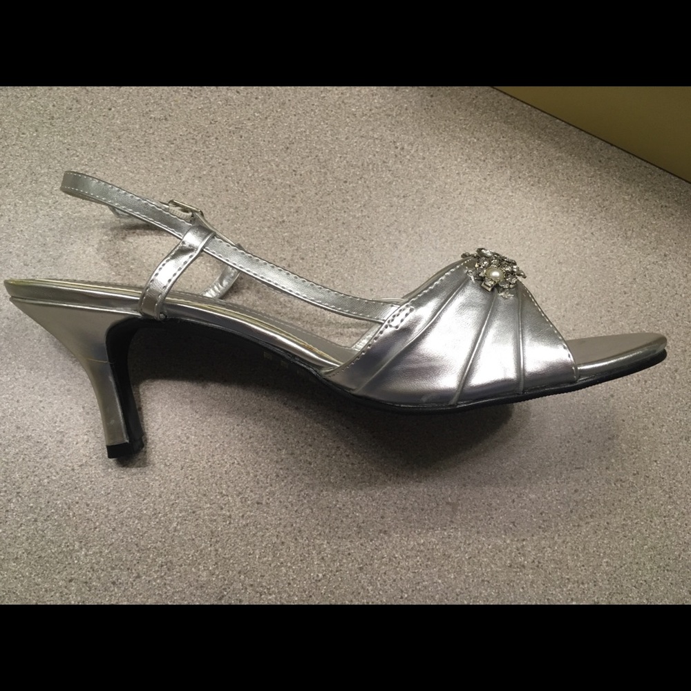 Jeweled Pewter Heels - Picture 2 of 8